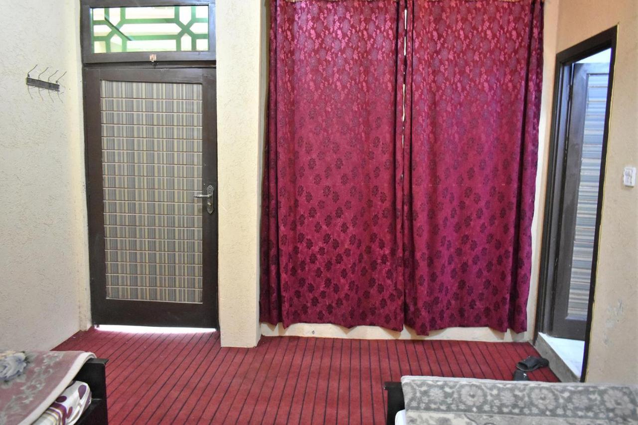 Zara Residence 1 Saidu Sharif Exterior foto